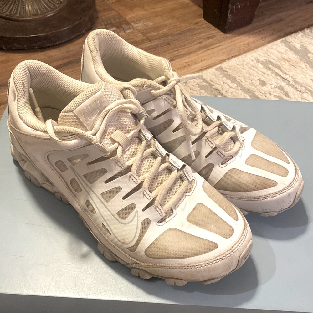 Mens white Nike REAX Training athletic shoes